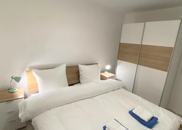 47 6 S Dwarsloeper Διαμέρισμα *